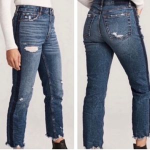 A&F Simone High Waisted Ankle Straight Jeans